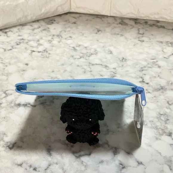 3/$20 🌸 Doraemon Zip Bag - Picture 3 of 4